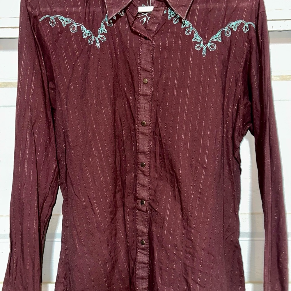 Wrangler Women's Burgundy Embroidered Button Down Shirt